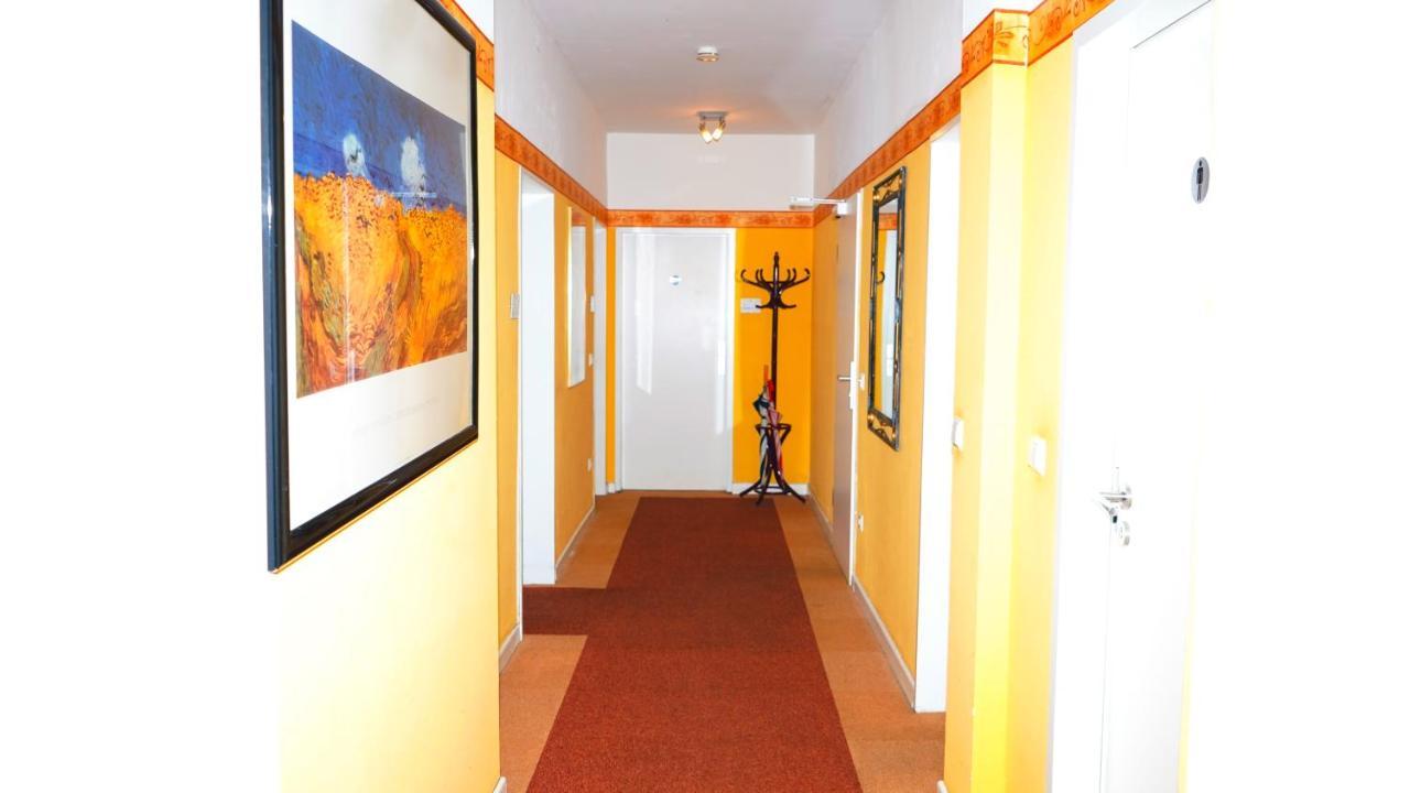 Itm Hotel Bettkaestchen Am Sachsenwald Райнбек Екстериор снимка