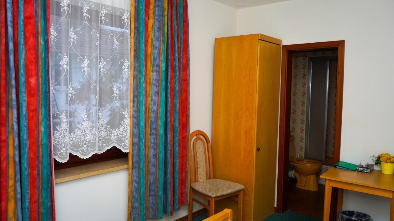 Itm Hotel Bettkaestchen Am Sachsenwald Райнбек Екстериор снимка